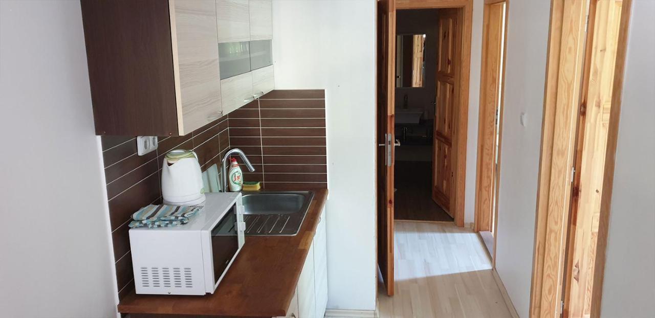 Penzion A Restaurace U Baby Subrovy 호텔 Kokorin 외부 사진