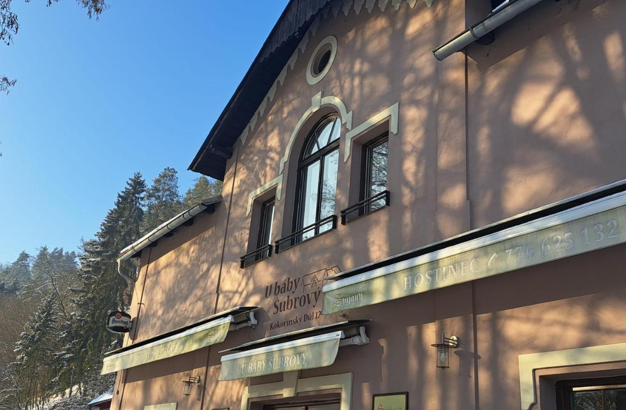 Penzion A Restaurace U Baby Subrovy 호텔 Kokorin 외부 사진