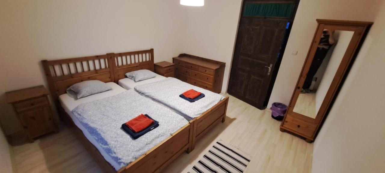 Penzion A Restaurace U Baby Subrovy 호텔 Kokorin 외부 사진